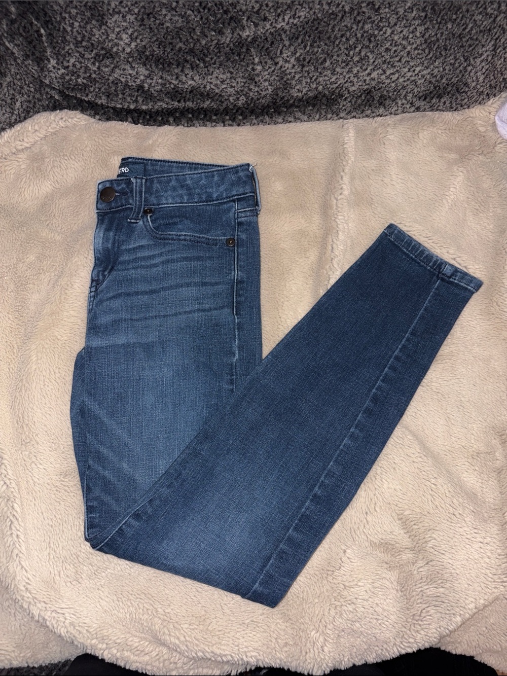Aeropostale Low Rise Skinny Jeans, Size 2